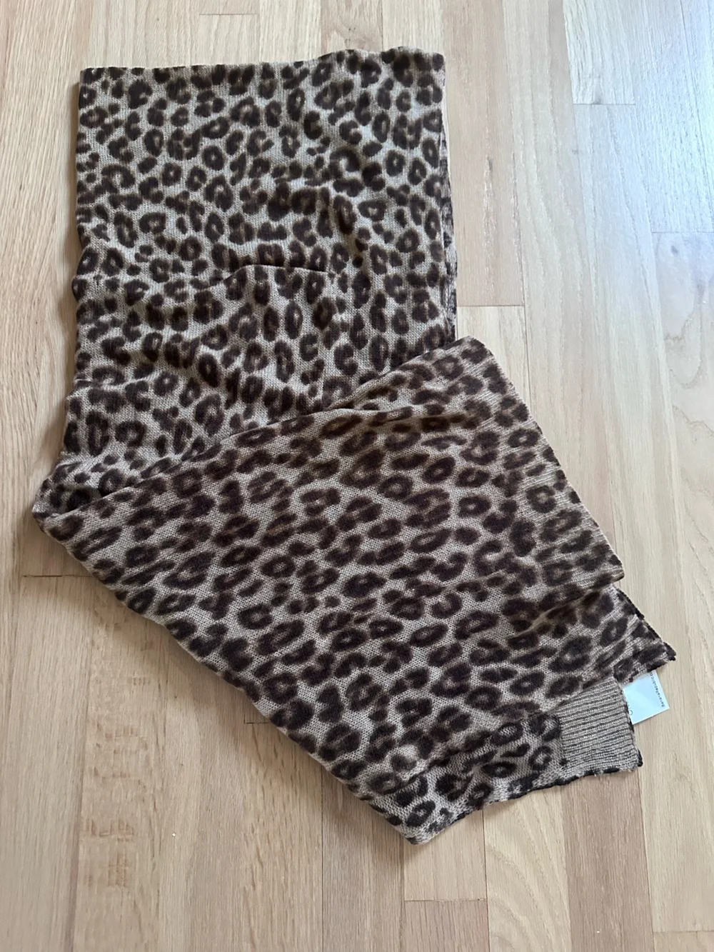 Banana Republic Brown Leopard Scarf